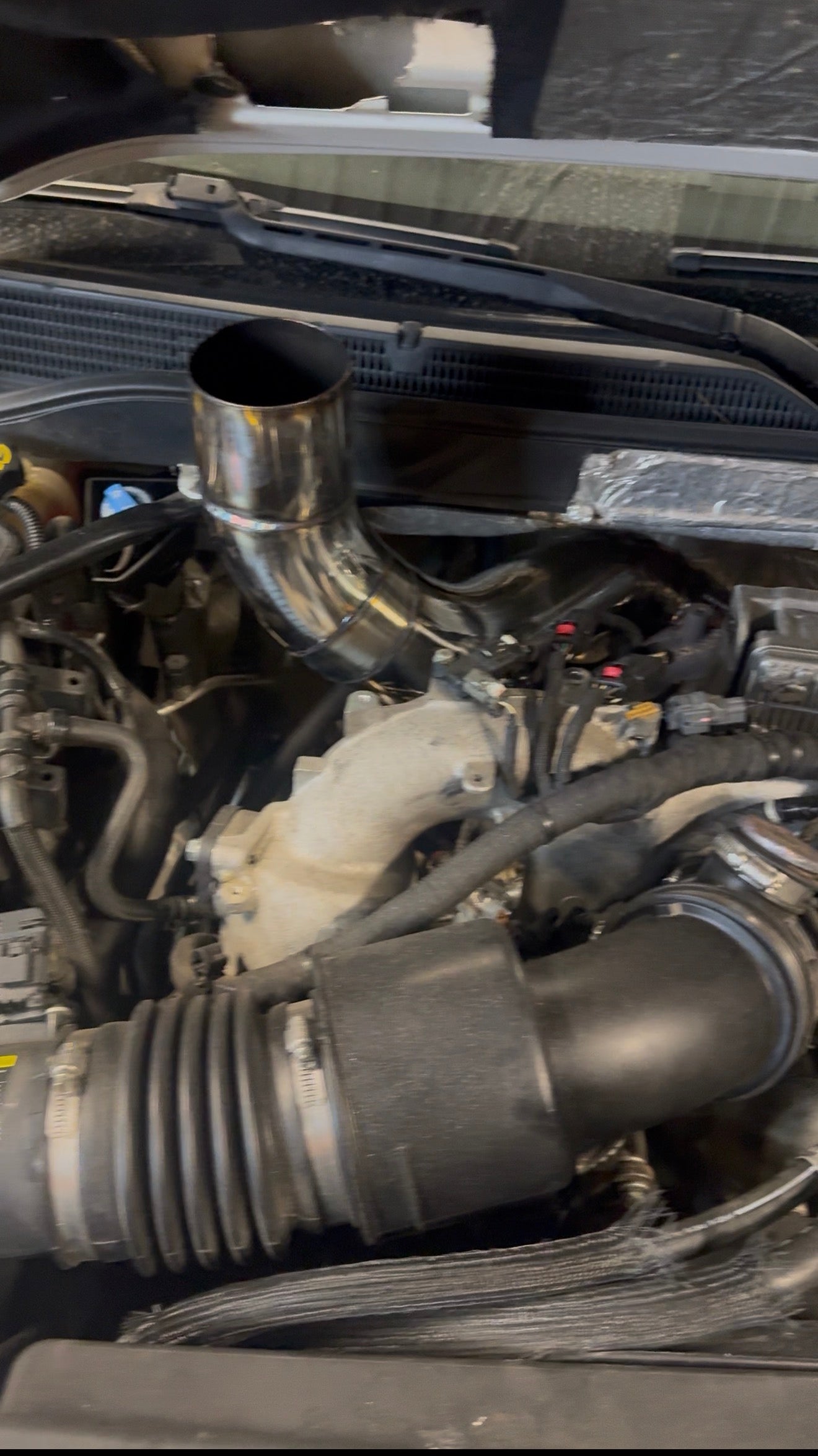 L5P Duramax Hood Stack 4 Inch 17-19 !Clears ram air!